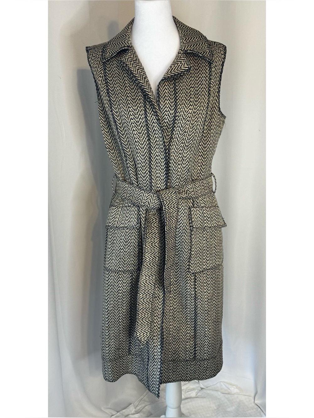 Oscar de la Renta Herringbone Tweed Belted Dress Size 12